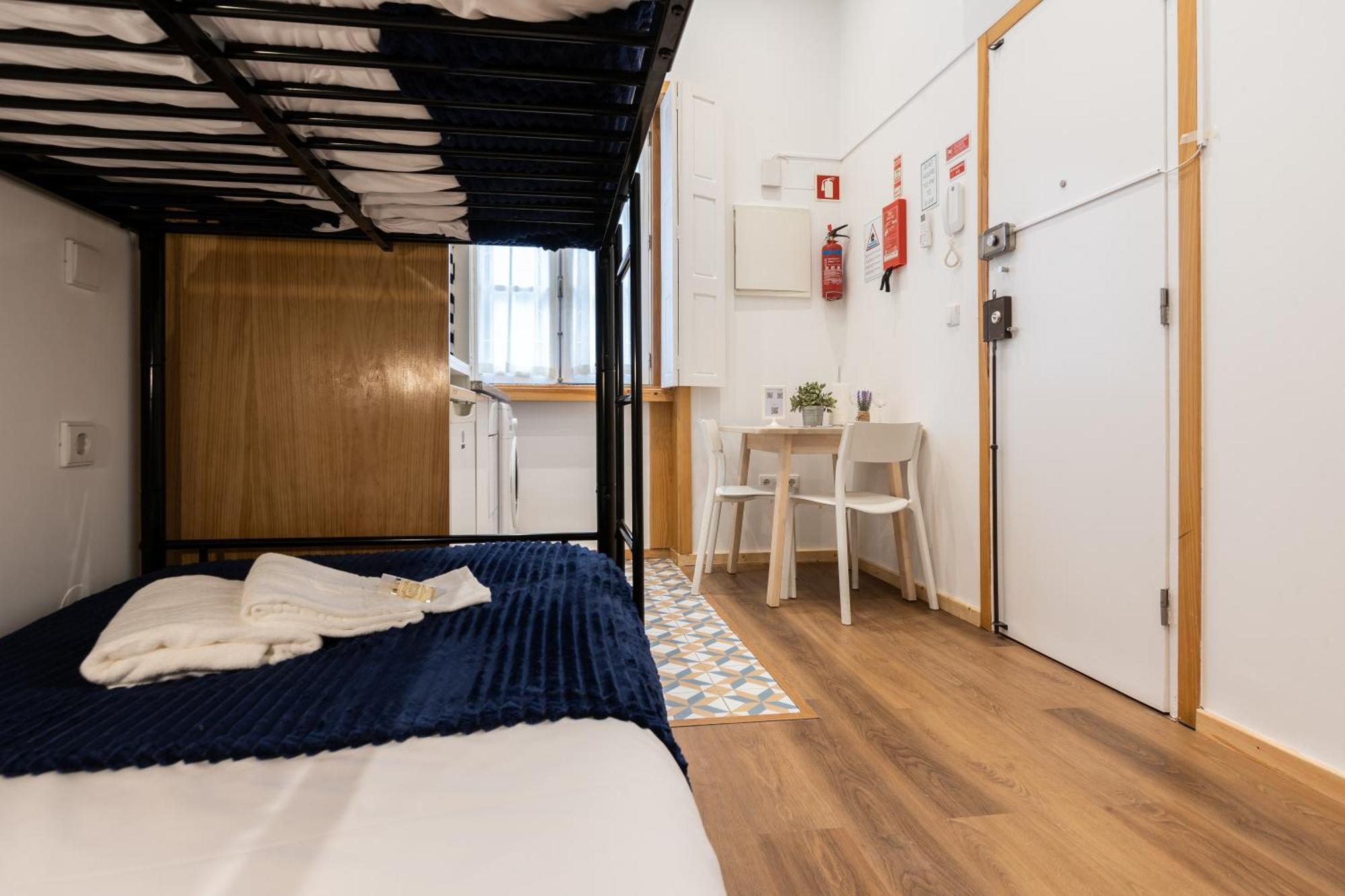 733 Costa Cabral Metro Residence Porto Zimmer foto