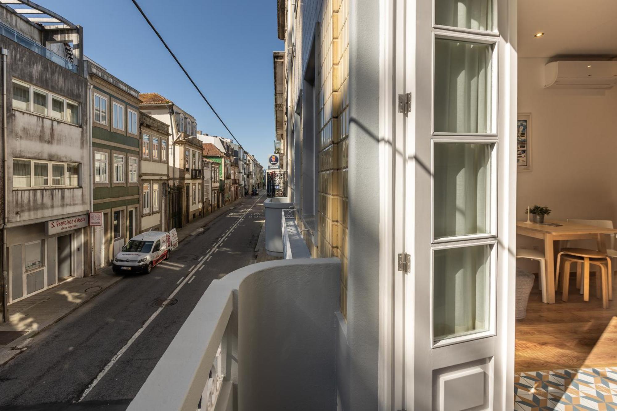 733 Costa Cabral Metro Residence Porto Zimmer foto